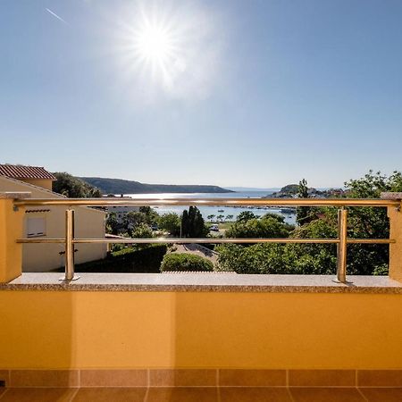 Apartments Silvana In Kampor Εξωτερικό φωτογραφία