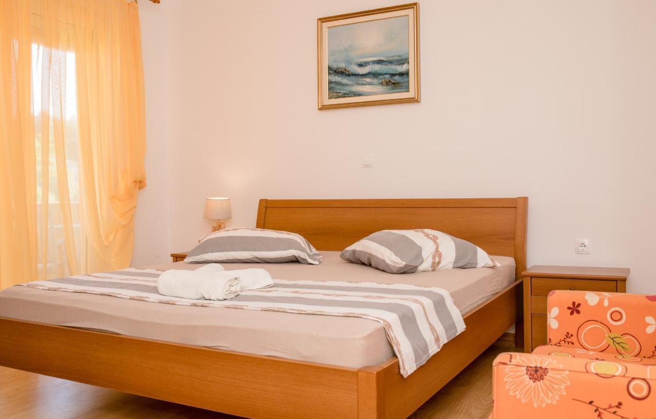 Apartments Silvana In Kampor Εξωτερικό φωτογραφία