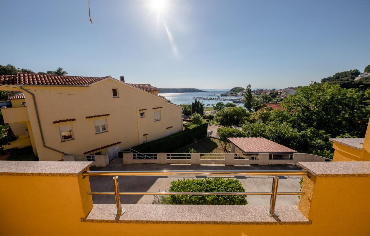Apartments Silvana In Kampor Εξωτερικό φωτογραφία